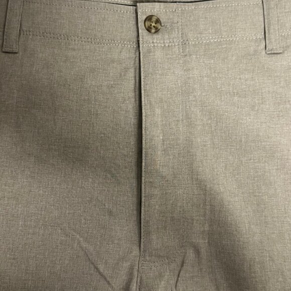 NWT‎ PGA Tour Stretch Waistband Shorts Golf Golfing 40 Waist Khaki - Picture 2 of 5
